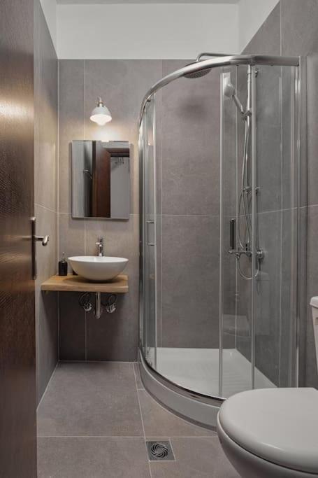 Frog1 Διαμερισμα Στο Κεντρο Τησ Πολησ Apartment Ioannina Bagian luar foto